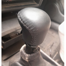 Ручка КПП без логотипа (кожа) для Opel Vectra A 1987-1995 гг