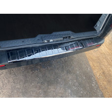 Накладка на Задний Бампер Черный Хром (Нержавейка) для Opel Vivaro 2015-2019 гг