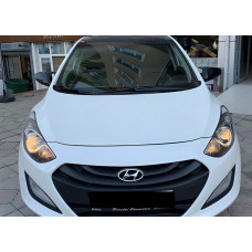 Накладки на зеркала без выреза под поворотник в стиле BMW (2 шт) для Hyundai Accent 2011-2017 гг