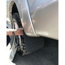 Задние короткие брызговики (2 шт.) для Toyota Hilux 2006-2015 гг