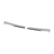 Накладка на задний порог Carmos матовая (нержавейка) для Dacia Sandero 2021- гг