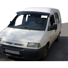 Козырек на лобовое стекло (черный глянец, 5мм) для Citroen Jumpy 1996-2007 гг