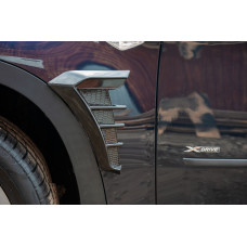 Универсальные вентиляционные накладки на крылья Тип-D (имитация, 2 шт)