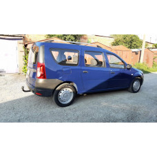 Хромированные Рейлинги Пластиковые ножки для Lada Largus 2012- гг