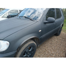 Накладки на арки (4 шт, чорні, ABS-пластик) для Mercedes ML W163 1997-2005 рр