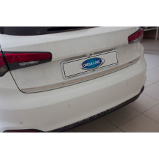 Накладка на багажник нержавейка Carmos - Турецкая Нержавеющая Сталь для Fiat Tipo Cross 2021- гг