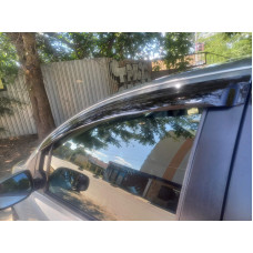 Ветровики HB (4 шт, HIC) для Toyota Yaris 2006-2011 гг