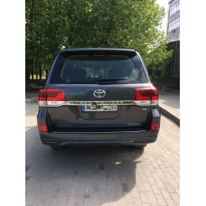 Задняя накладка на бампер 2016-2025 (Executive 2016) Белый для Toyota Land Cruiser 200