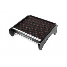 Полка на панель (Черная с красной строчкой) для Mercedes T1 (207-410) 1977-1995 гг