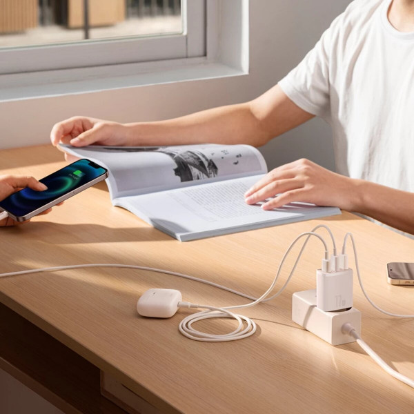 Мережевий зарядний пристрій Baseus Compact  Charger 3U 17W EU White