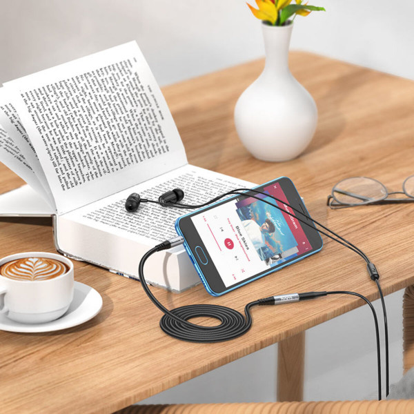 Аудiокабель HOCO UPA20 3.5 audio extension cable male to female (L=2M) Metal Gray