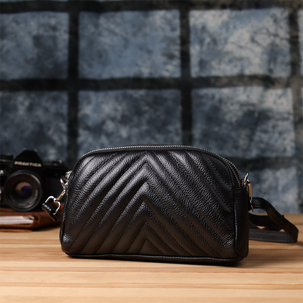 Стильная сумка прошита треугольниками из натуральной кожи Vintage 22909 Черный