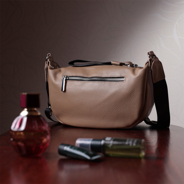 Сумка для женщин из натуральной кожи через плечо с необычным бегунком брелком Vintage 22618 Бежевая