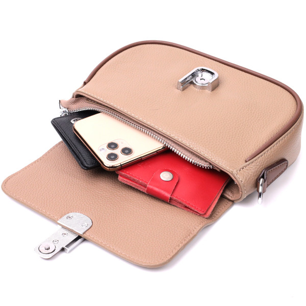 Женская полукруглая сумка с интересным магнитом-защелкой из натуральной кожи Vintage 22440 Бежевая