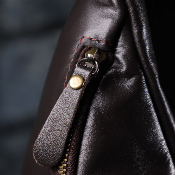 Сумка бананка отменного качества из гладкой натуральной кожи Shvigel 23144 Коричневый