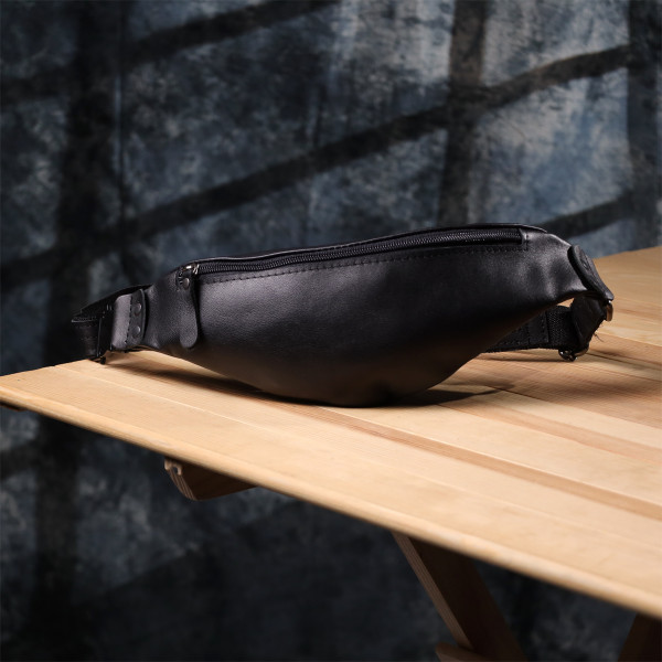 Сумка бананка для мужчин из гладкой натуральной кожи Shvigel 23134 Черный