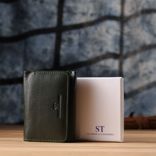 Маленький кошелек удобного формата из натуральной кожи ST Leather 23076 Зеленый